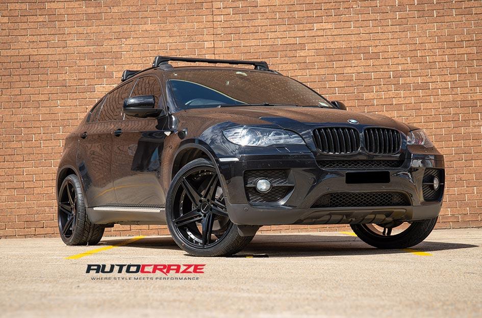 BMW X6 LAGUNA SATIN BLACK